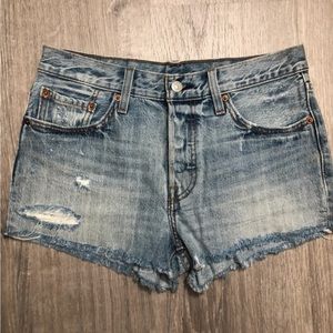 501 denim shorts